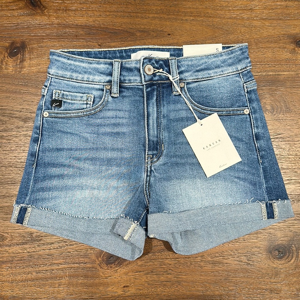 NWT Kancan jean shorts.